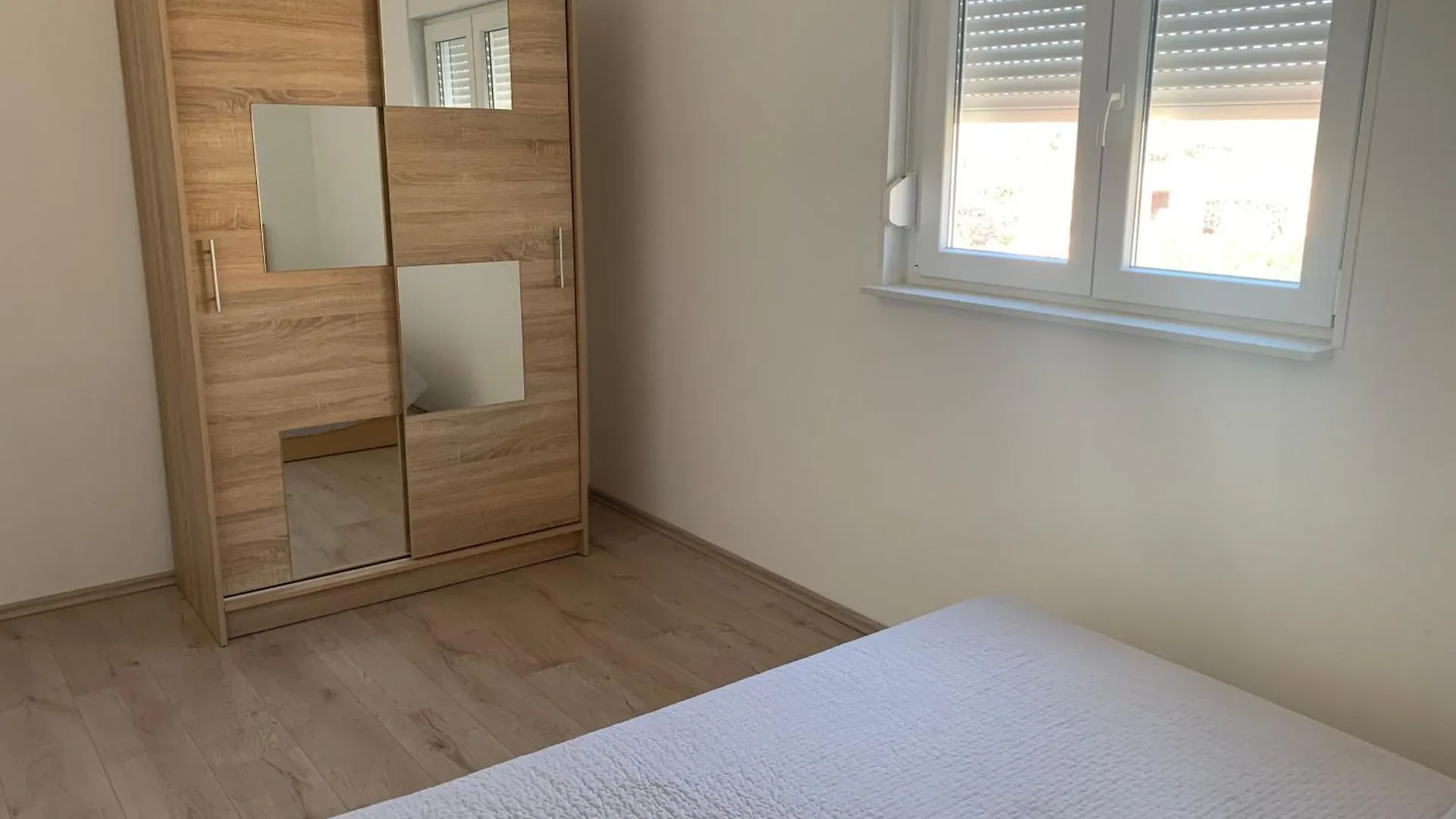 Apartment Ferienwohnung In Banjole Mit Terrasse Und Garten